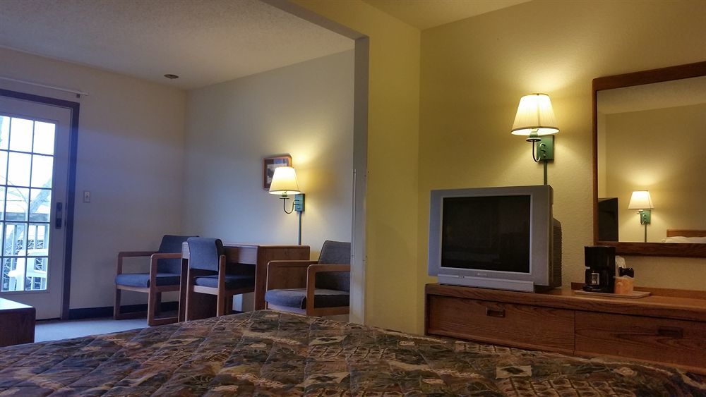 Harbor Lights Lodge Kewaunee Экстерьер фото